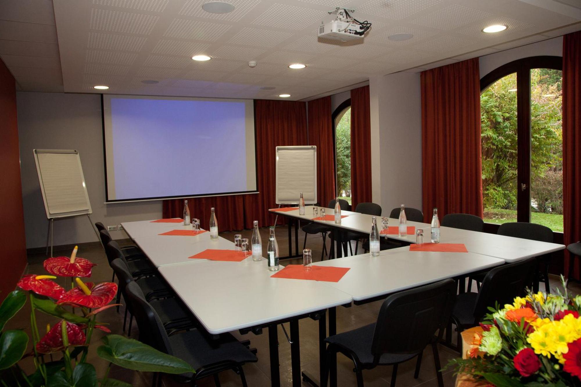 Logis Albhotel Grill Alby-sur-Cheran Kültér fotó
